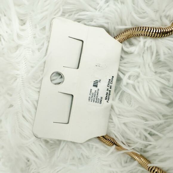 LANE BRYANT | Bow Goldtone Metal Statement Necklace Gold Adjustable | OSFM - Picture 6 of 8